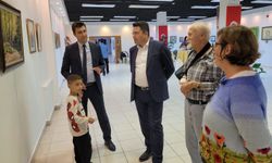 RESİM SERGİSİ BÜYÜK İLGİ GÖRDÜ.