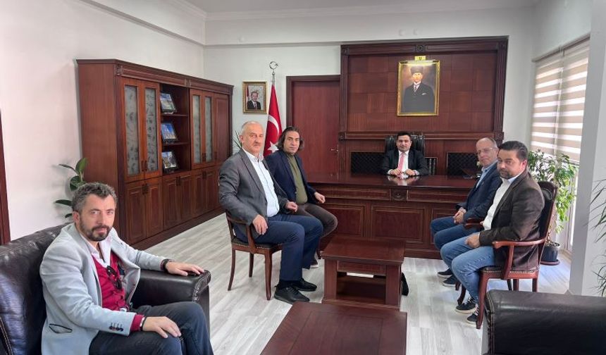 ALAPLI SORUNLARI ELE ALINDI, GÖRÜŞ ALIŞ-VERİŞİNDE BULUNULDU.